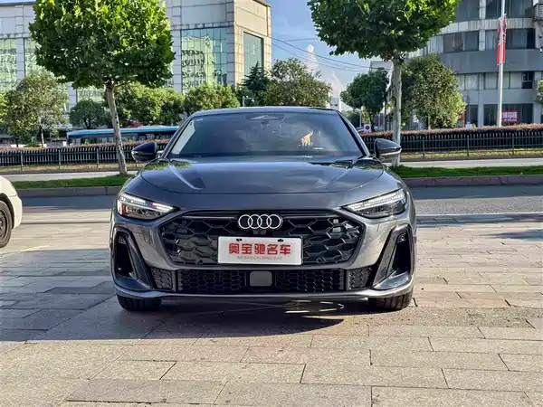 Audi A5L 2025