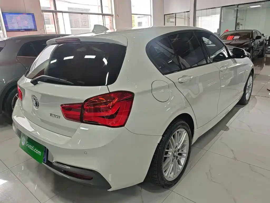 BMW 1 Series 2019