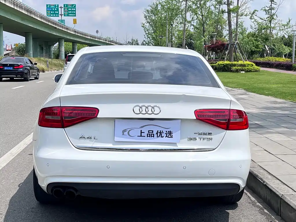 Audi A4L 2015 — фото 19