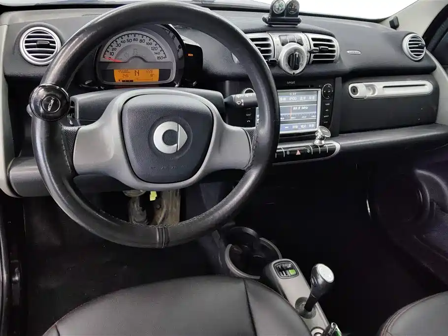 smart Fortwo 2013 — фото 12