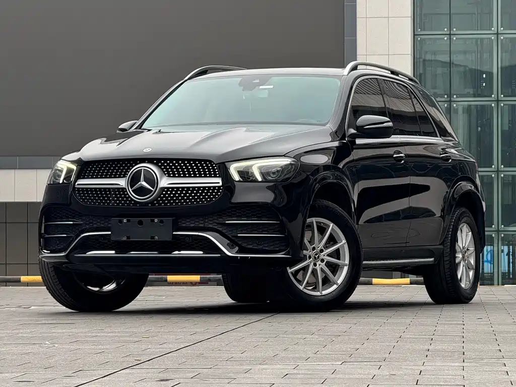 Mercedes-Benz GLE 2020 — фото 1