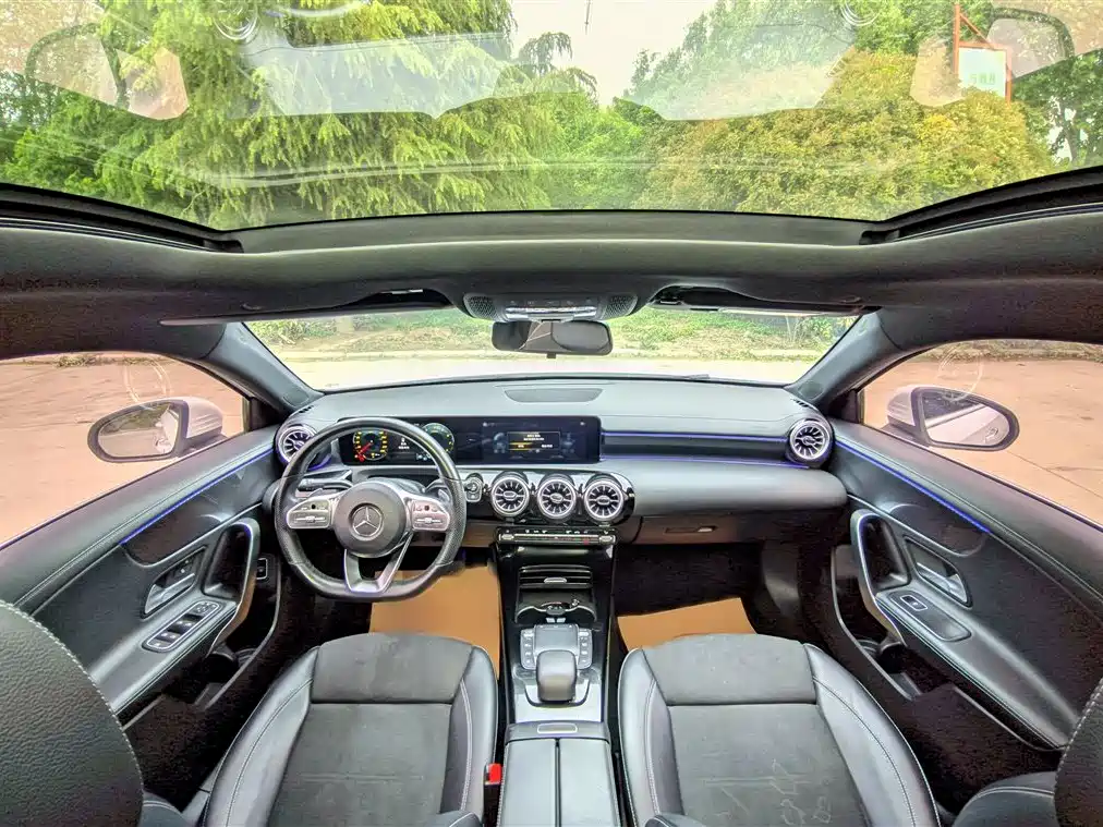 Mercedes-Benz A-Class 2022 — фото 14