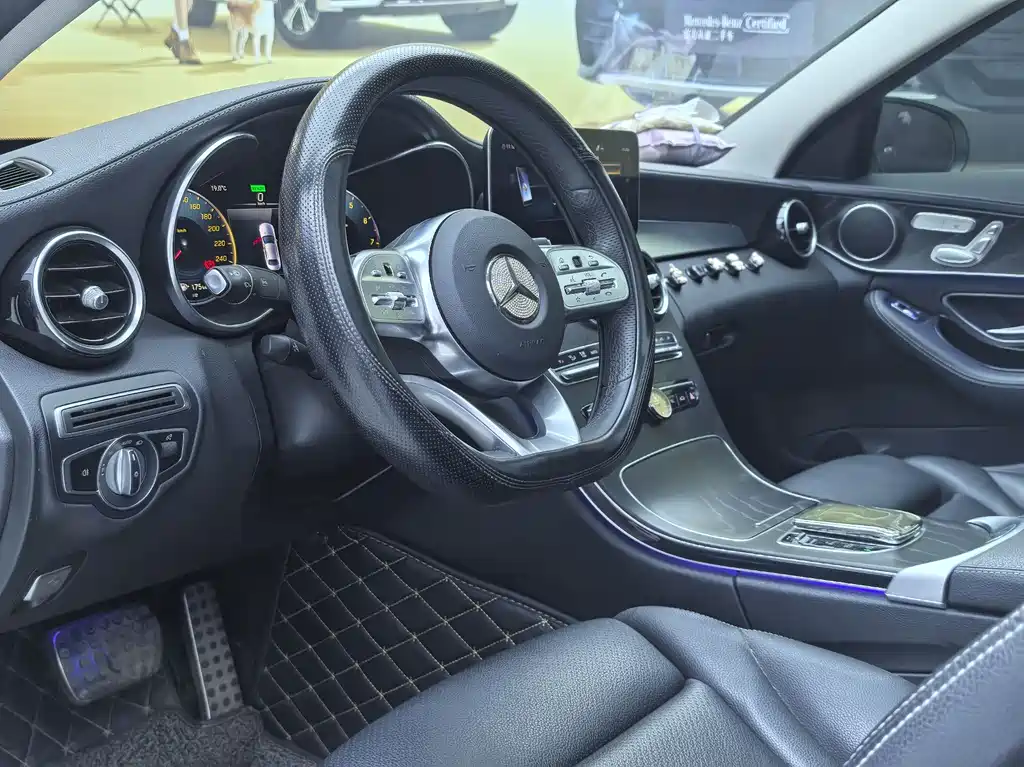 Mercedes-Benz C-Class 2020 — фото 11