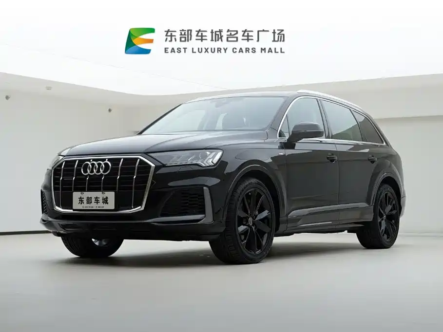 Audi Q7 2023 — фото 1