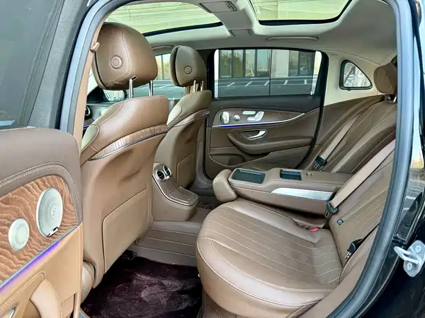 Mercedes-Benz E-Class 2023