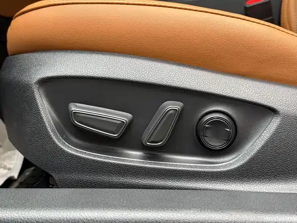 Toyota Avalon 2022