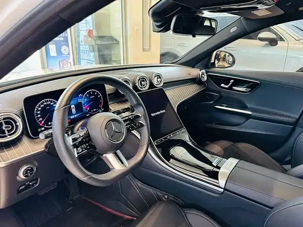 Mercedes-Benz C-Class 2022