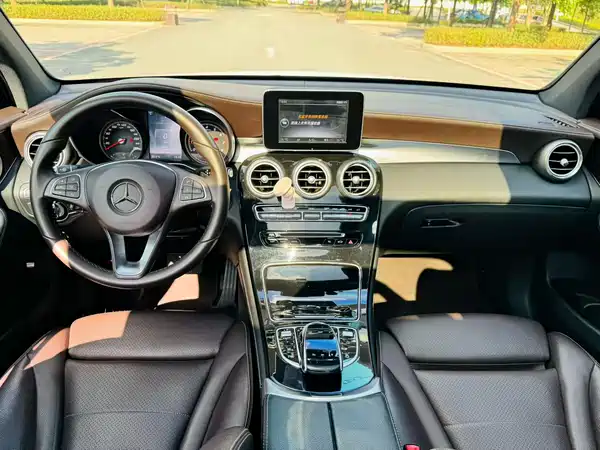 Mercedes-Benz GLC 2017