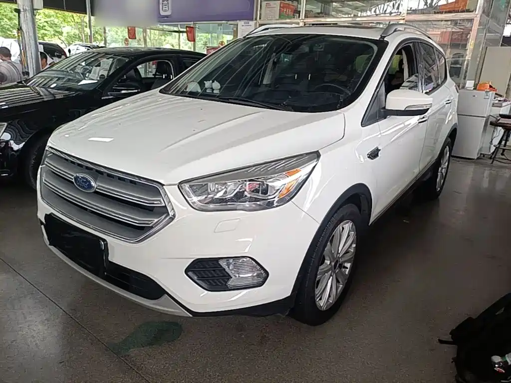 Ford Kuga 2018 — фото 2