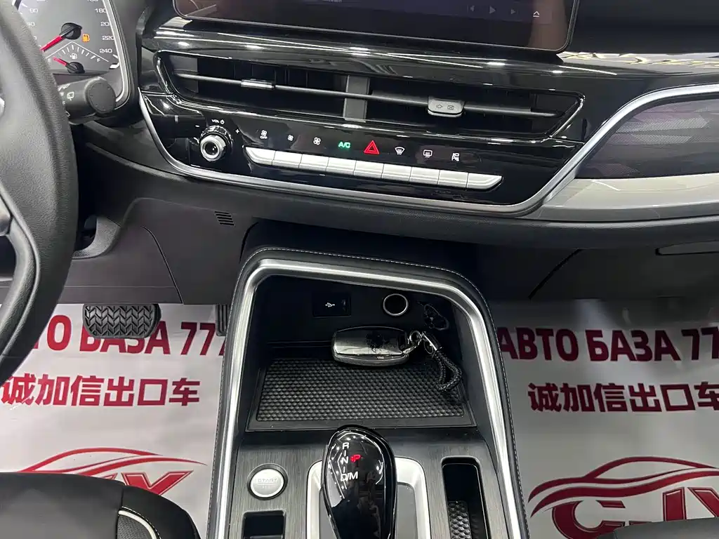 Haval H6 2023 — фото 12