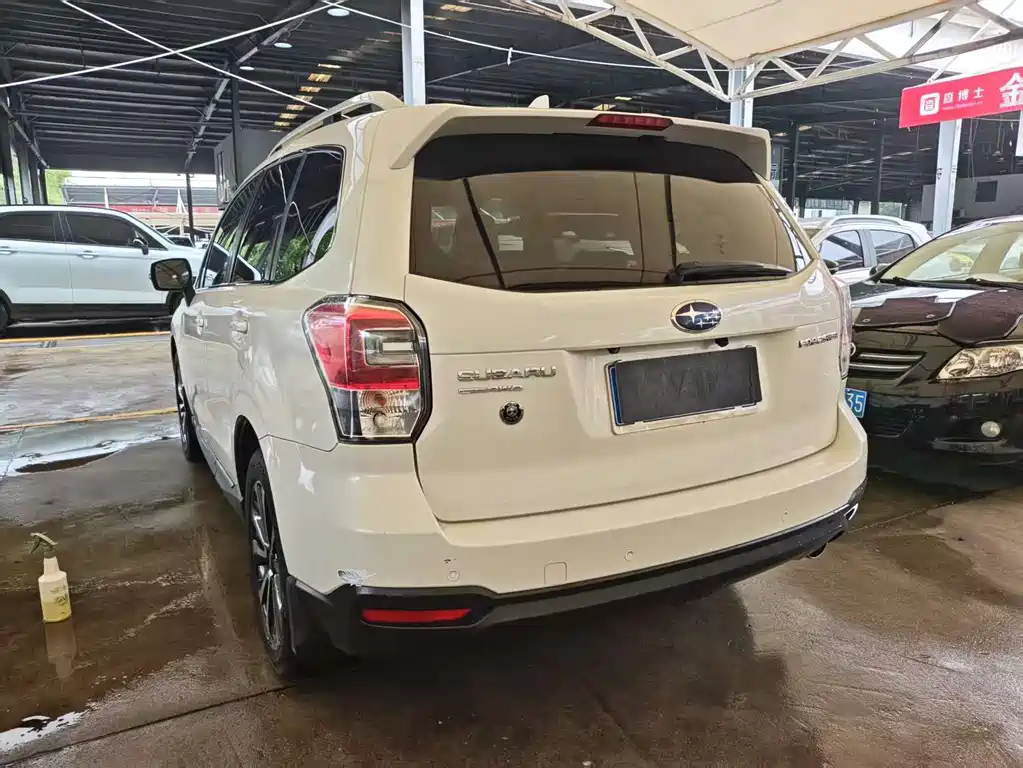 Subaru Forester 2016 — фото 11