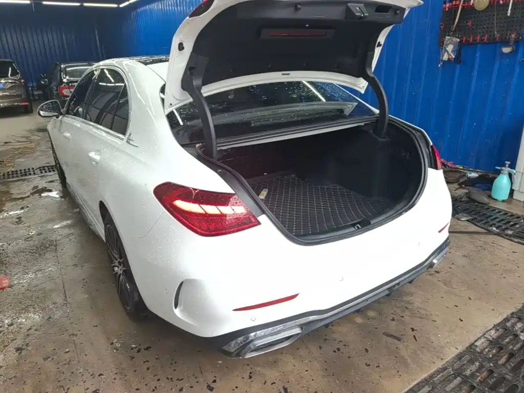 Mercedes-Benz C-Class 2022