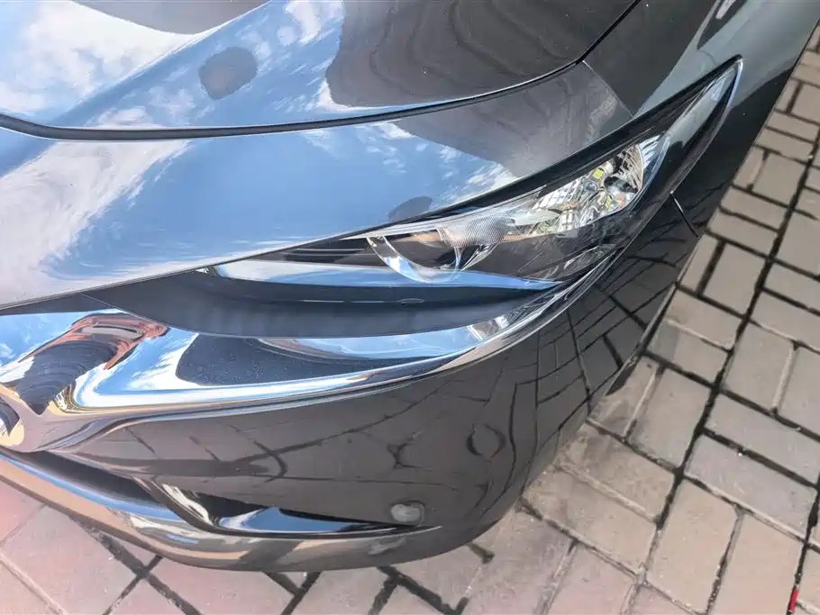 Mazda 3 Axela 2022