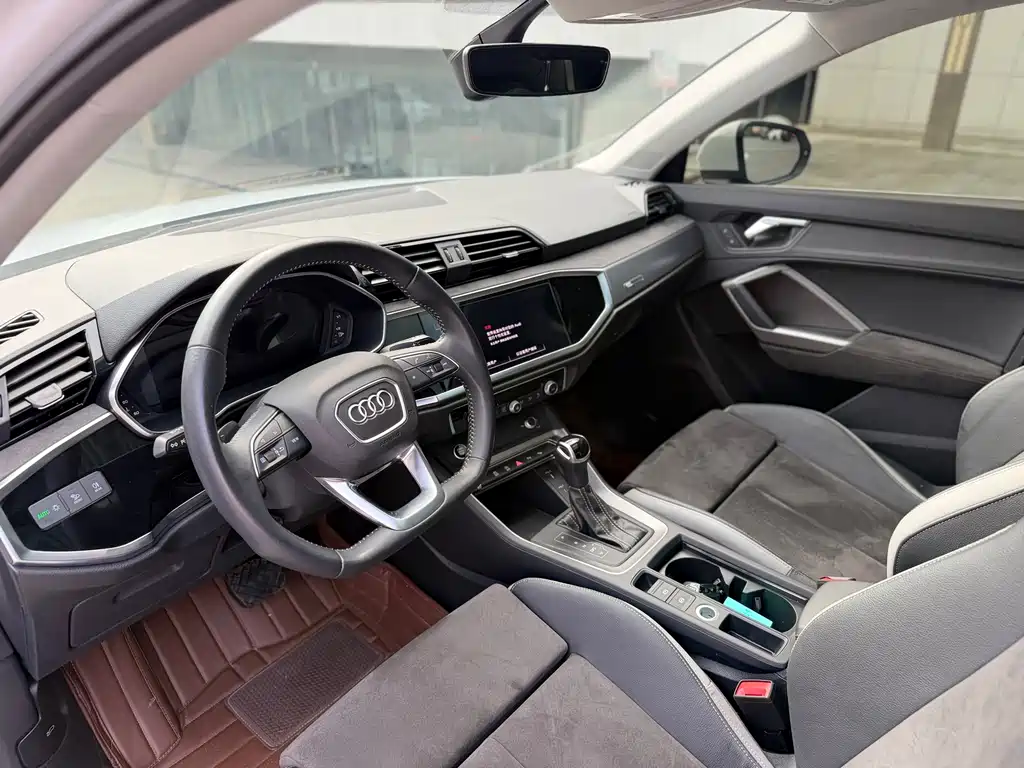 Audi Q3 2022
