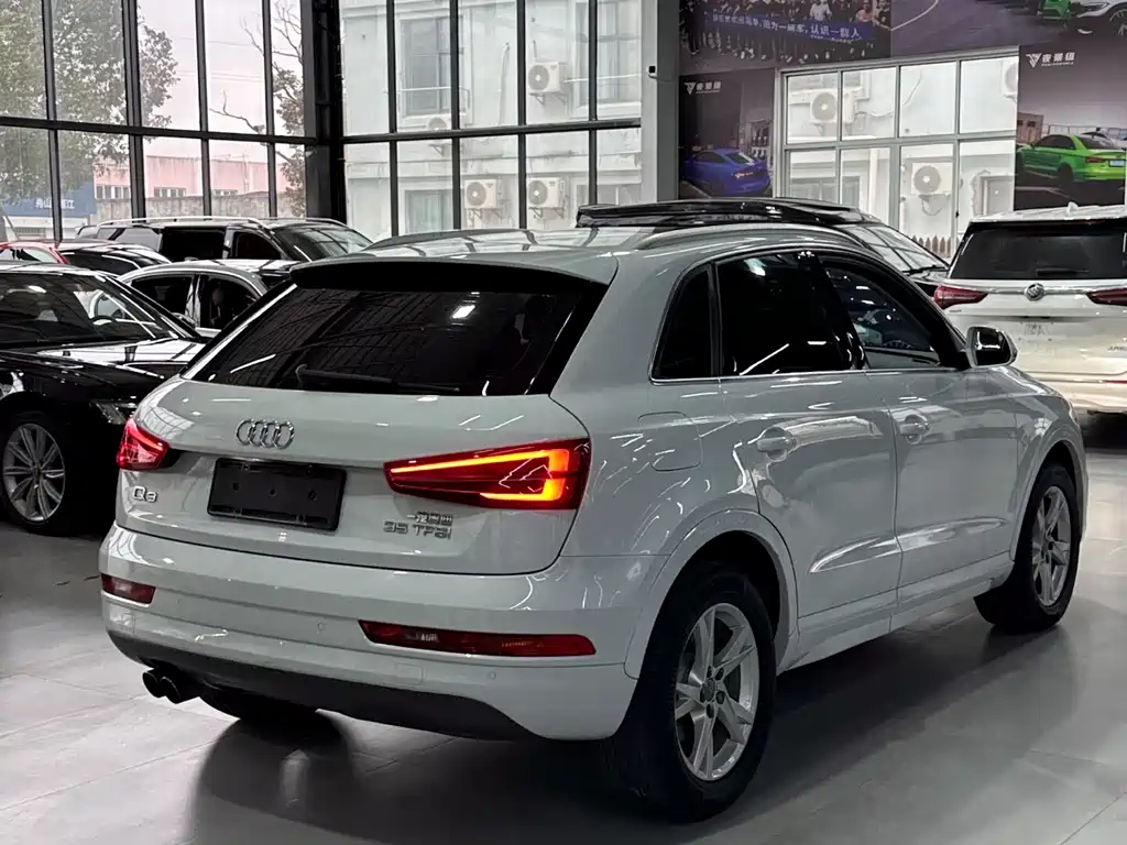 Audi Q3 2017 — фото 5