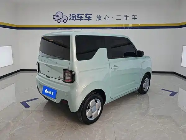 Geely Galaxy Panda 2023