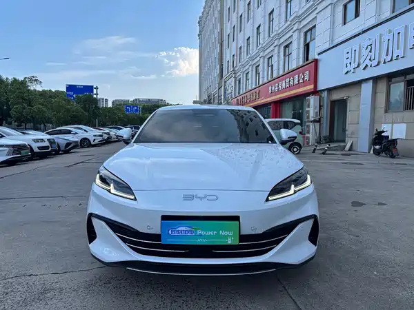 BYD Seal 06 2025