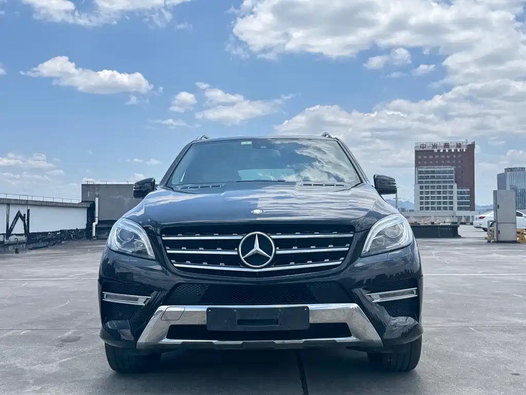 Mercedes-Benz M-Class 2015