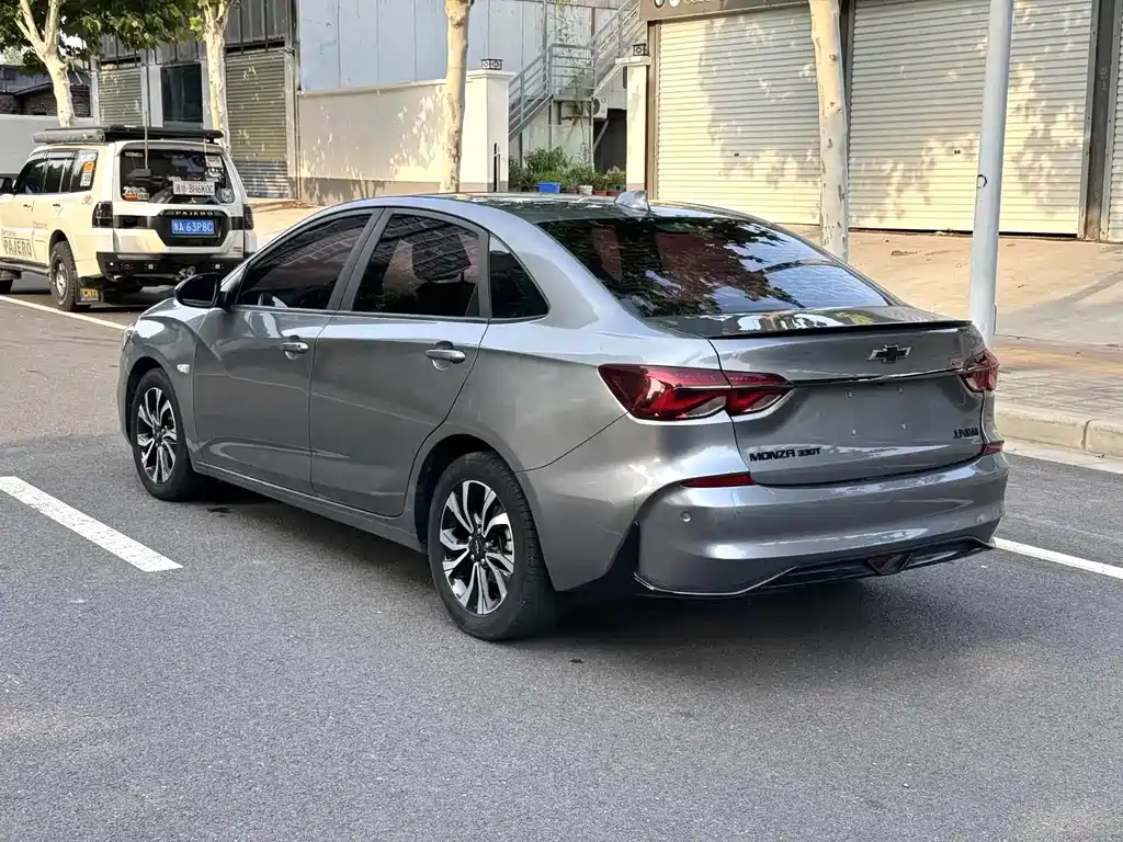 Chevrolet Monza 2019 — фото 11