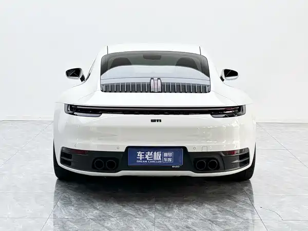 Porsche 911 2024