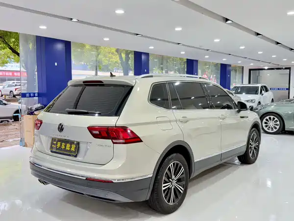 Volkswagen Tiguan L 2020