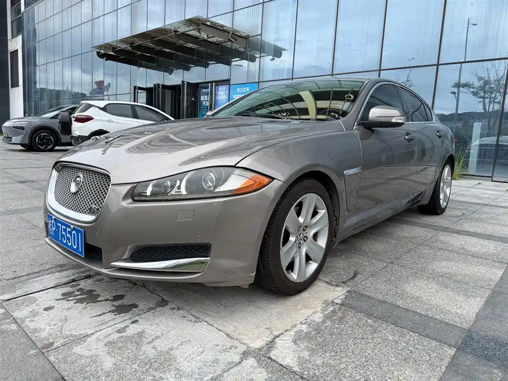 Jaguar XF 2008 — фото 2