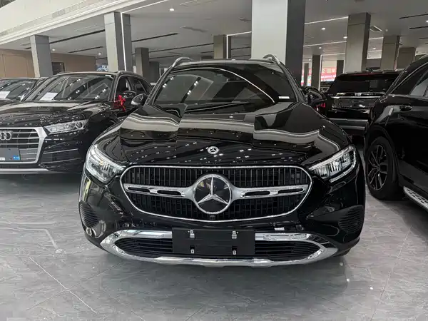 Mercedes-Benz GLC 2023