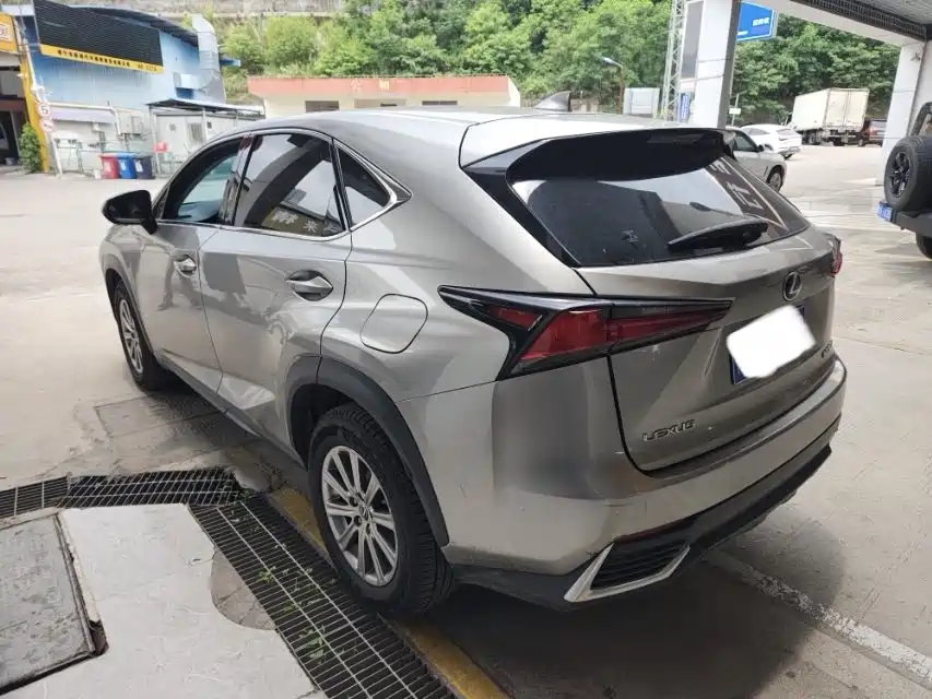 Lexus NX 2021 — фото 5