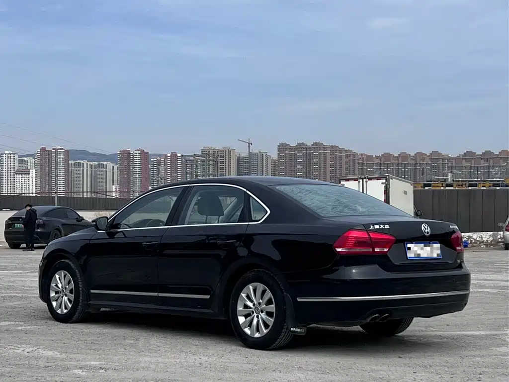 Volkswagen Passat 2016 — фото 6