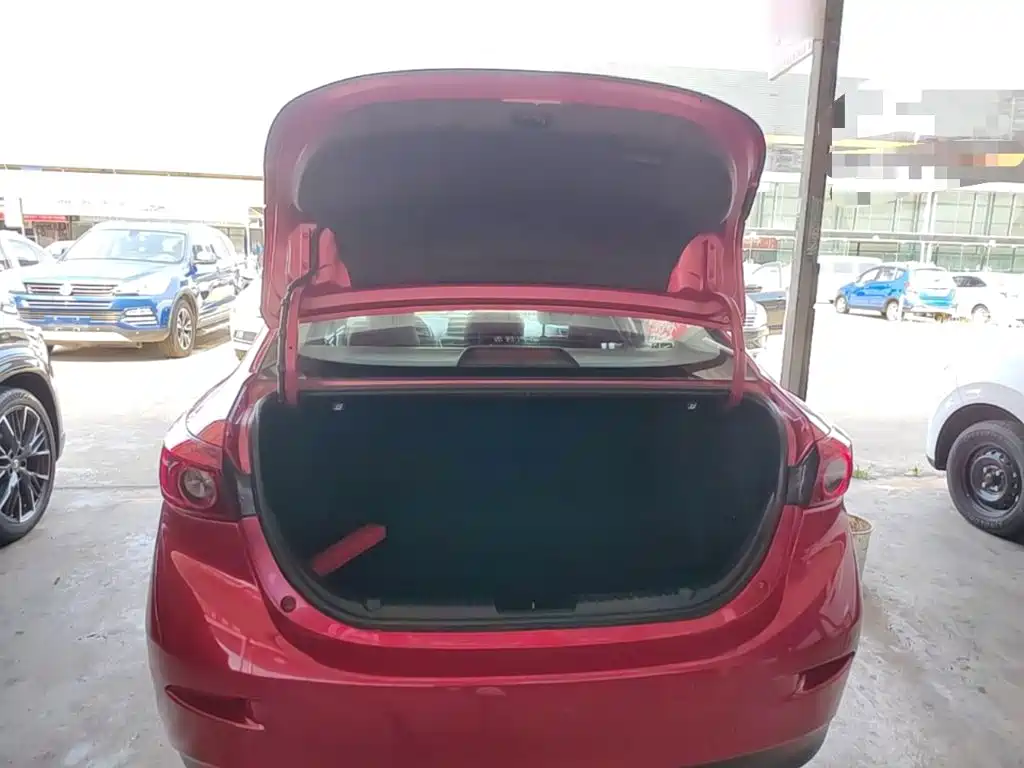 Mazda 3 Angkesela 2018 — фото 19