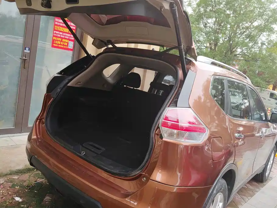 Nissan X-Trail 2015