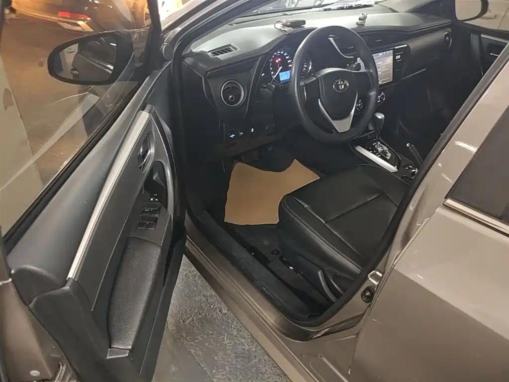 Toyota Corolla 2019 — фото 16