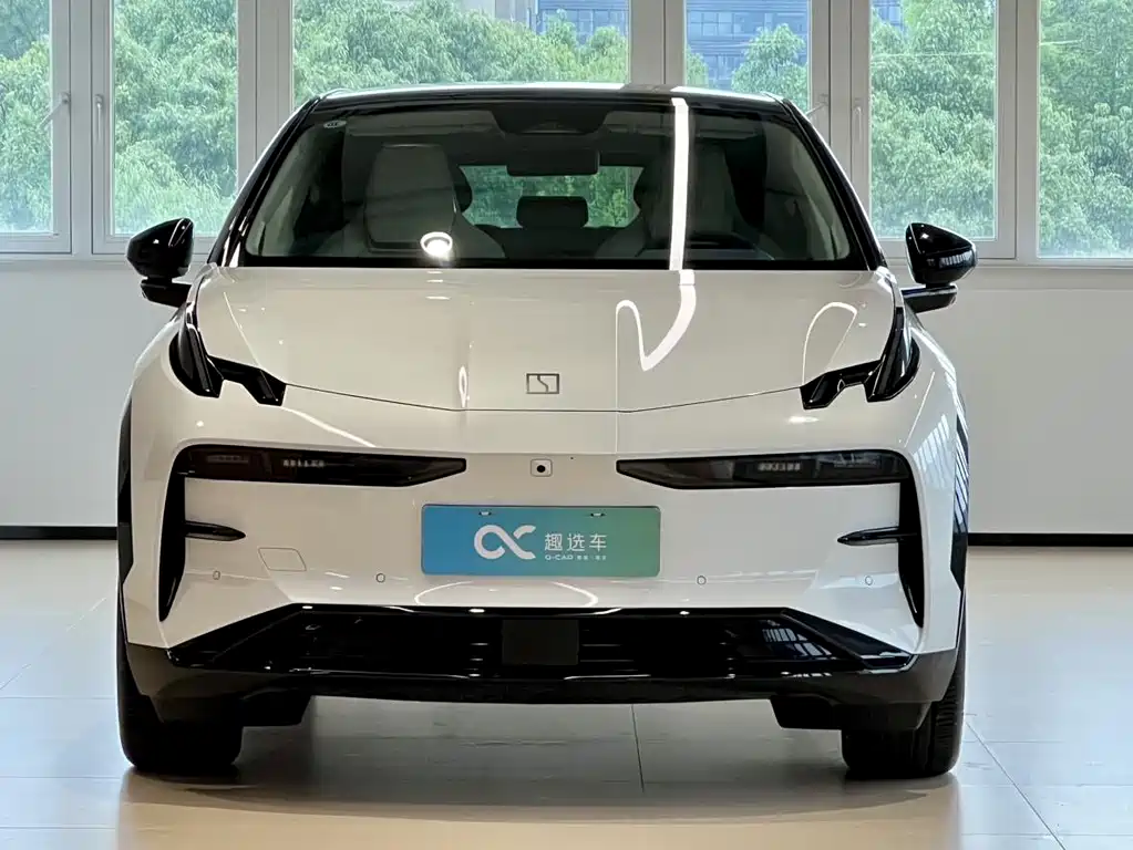 Zeekr X 2024