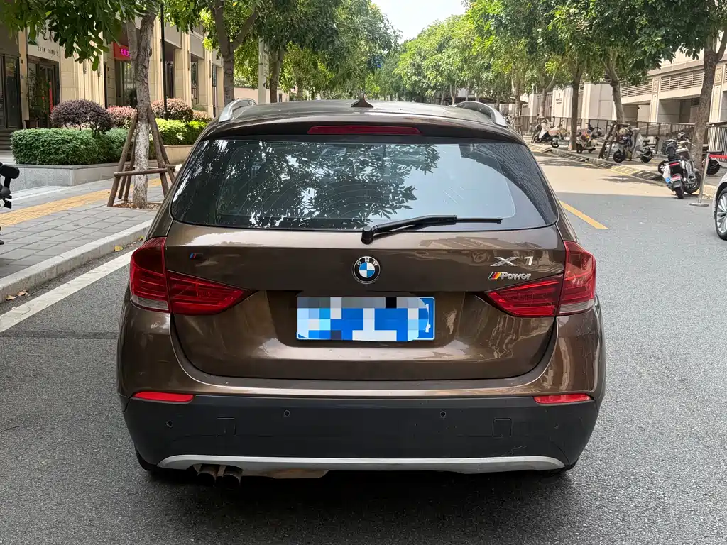 BMW X1 2012 — фото 8
