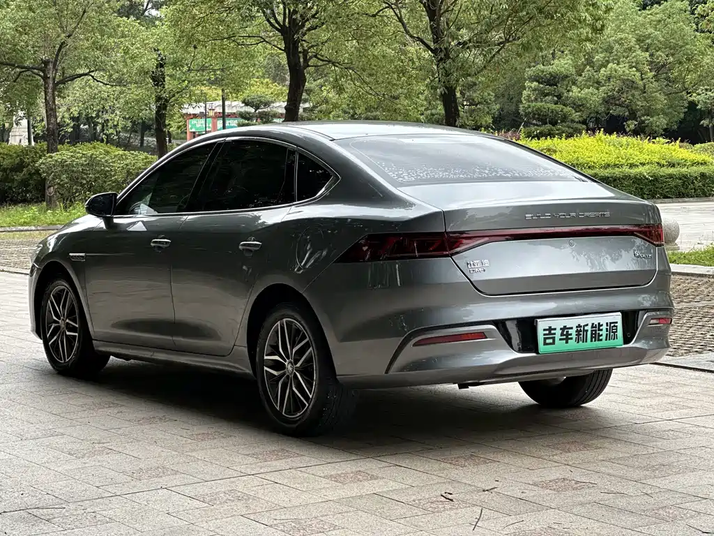 BYD Qin PLUS 2023 — фото 11