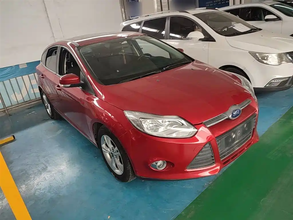 Ford Focus 2015 — фото 3