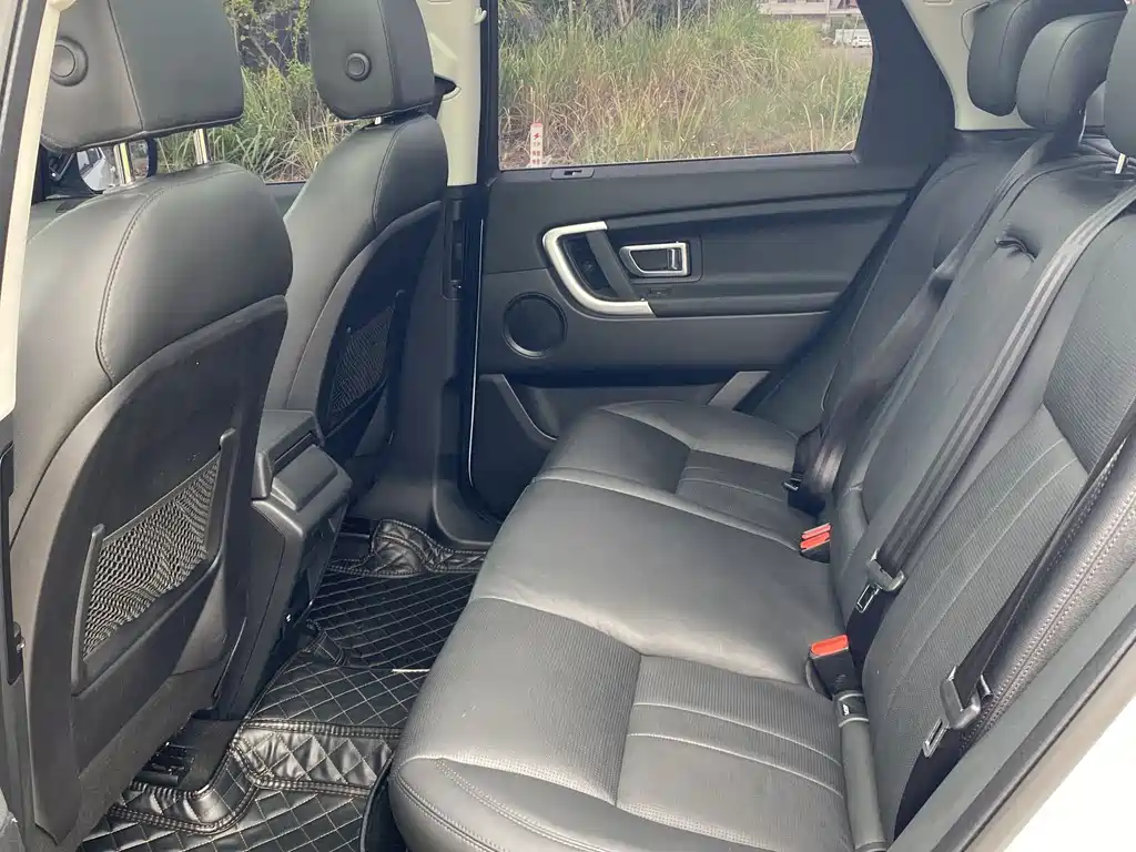 Land Rover Discovery Sport 2018 — фото 9
