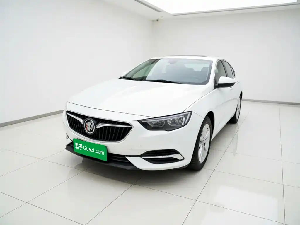 Buick Regal 2018 — фото 2