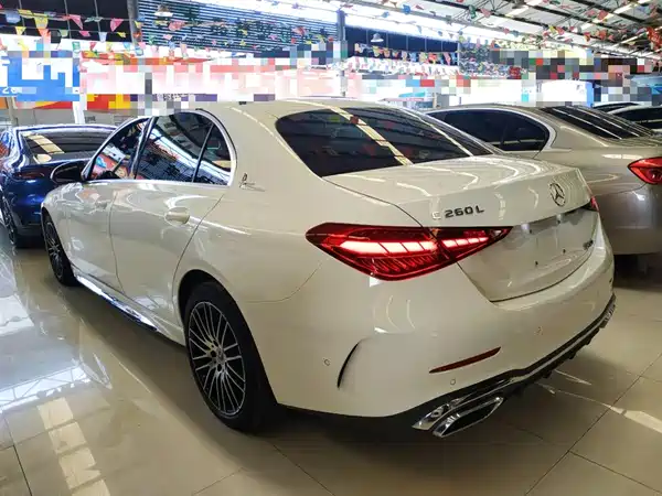 Mercedes-Benz C-Class 2022