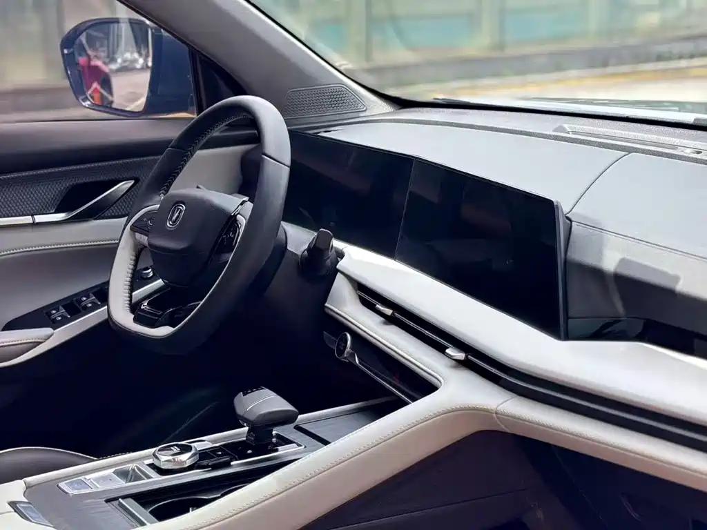 Changan CS75 PLUS 2023 — фото 15