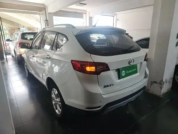 Landwind X5 2015