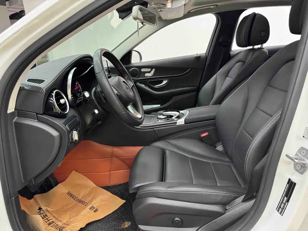 Mercedes-Benz C-Class 2018 — фото 17