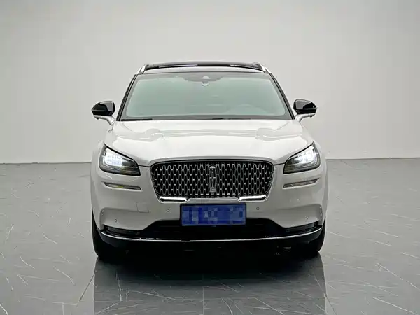 Lincoln Corsair 2021
