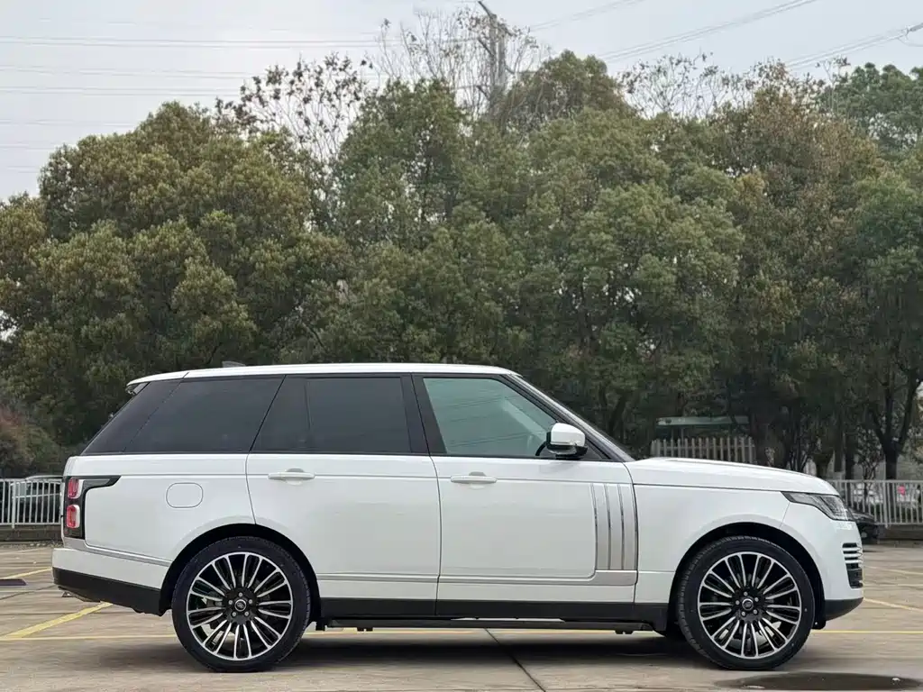 Land Rover Range Rover 2018 — фото 7