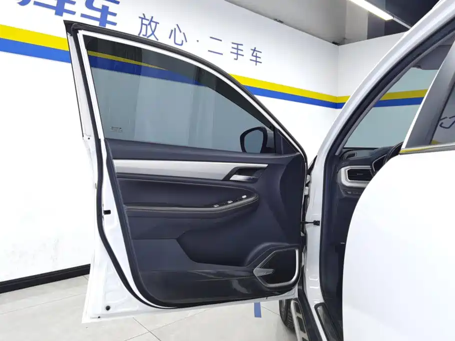 Geely Vision X6 2020