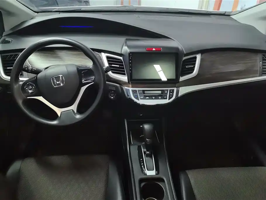 Honda Jade 2018 — фото 12