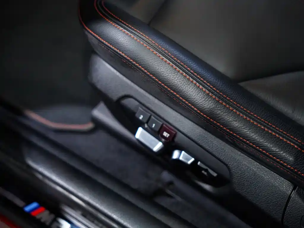 BMW M2 2020 — фото 17