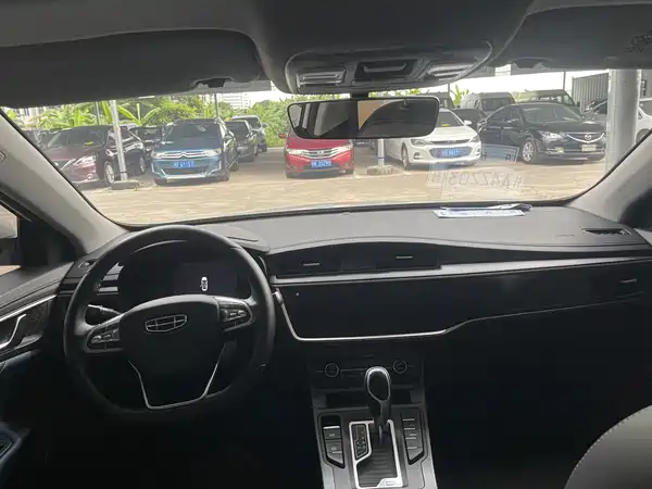 Geely Emgrand GL 2021