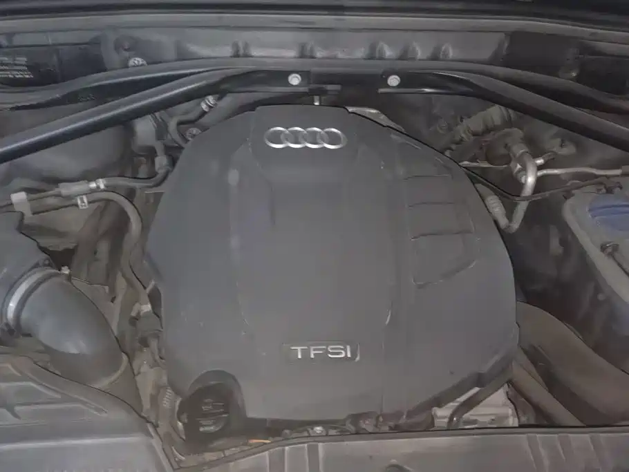 Audi Q5 2018 — фото 10