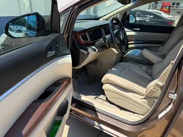 Buick GL8 2016